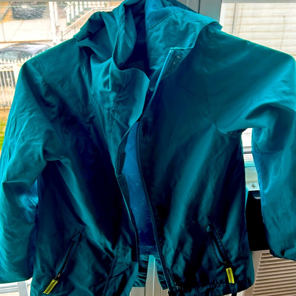 Rain coat